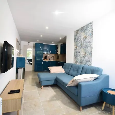 Résidence Le Chabian - Port Camargue T2 Rénové, équipé, En 1ère Ligne Mer, Sud à 50m, Piscine, Tennis, Climatisé Mae-7061 Le Grau-du-Roi