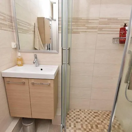 Apartmán Le Chabian - Port Camargue T2 Renove, Equipe, En 1ere Ligne Mer, Sud A 50m, Piscine, Tennis, Climatise Mae-7061 *