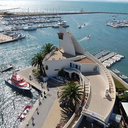 Apartmán Le Chabian - Port Camargue T2 Renove, Equipe, En 1ere Ligne Mer, Sud A 50m, Piscine, Tennis, Climatise Mae-7061 Le Grau-du-Roi